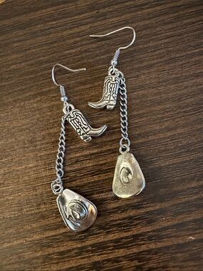 Silver Cowboy Boot & Hat Dangle Earrings